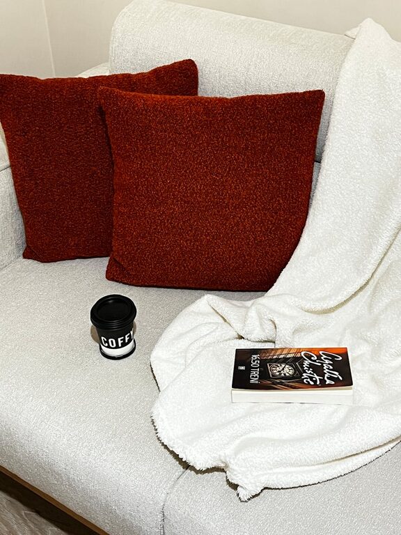 8 Ideas for Peaceful Weekend Mornings to Start Your Day Right